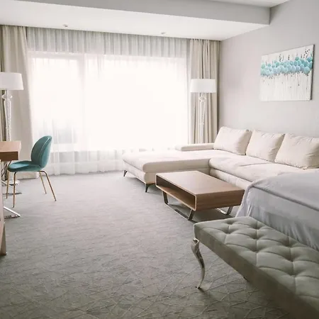Ibrahim Boutique Hotel 4*